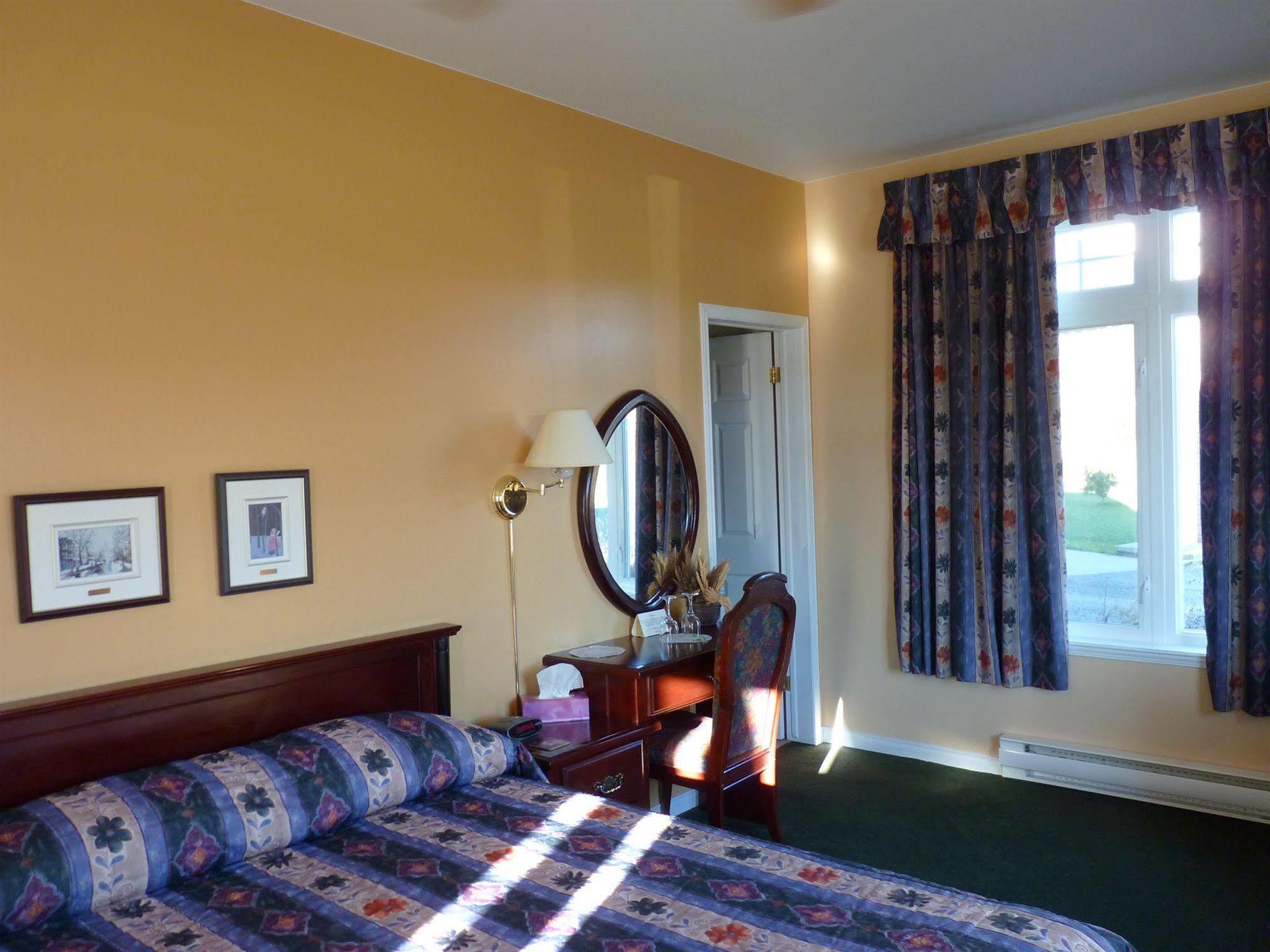 Hotel Le Saint Faustin 3*