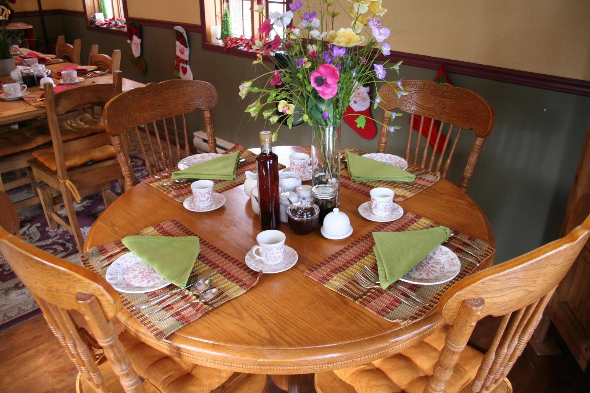 La Chaumiere De L'anse Bed & Breakfast