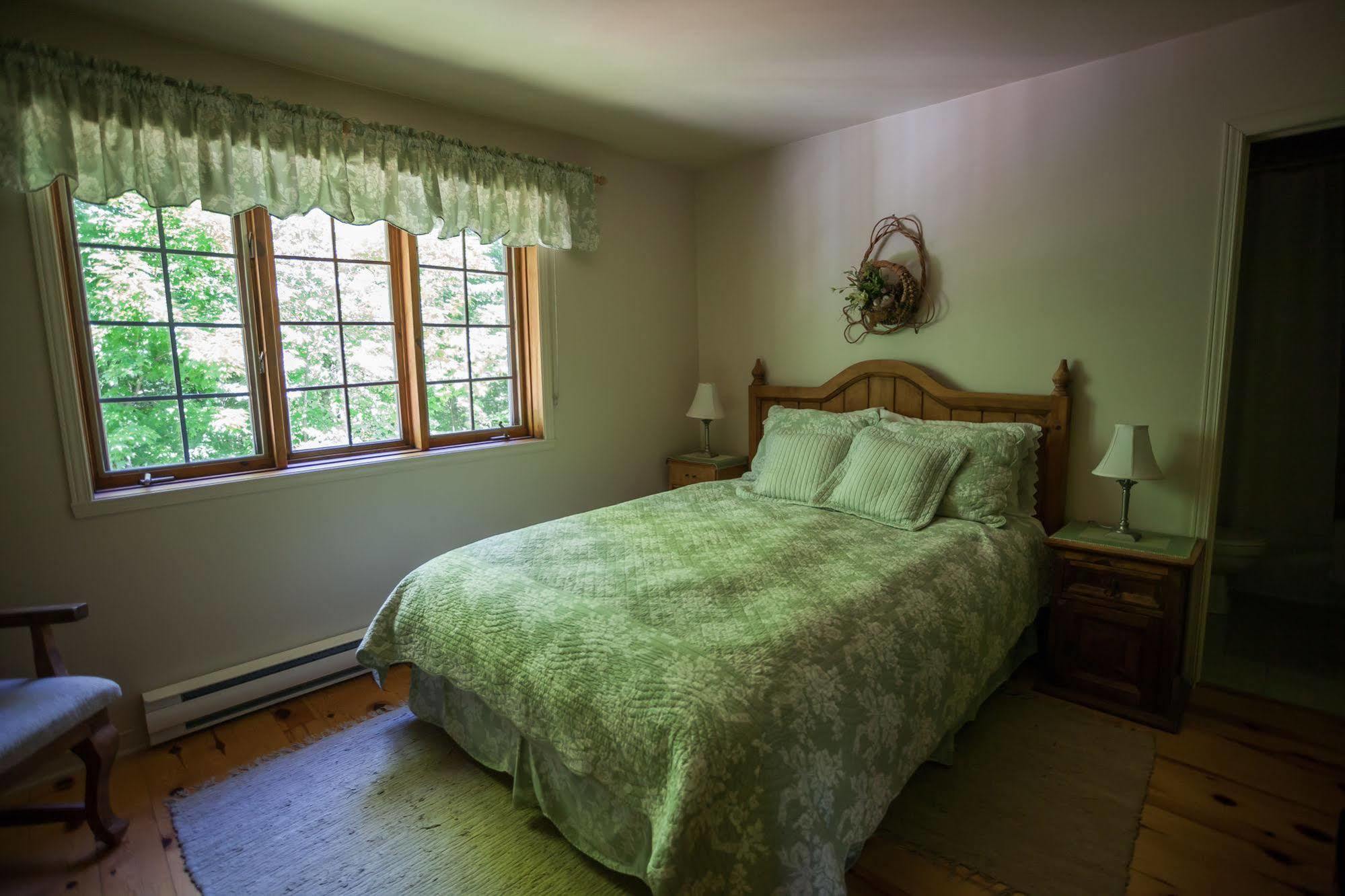 La Chaumiere De L'anse Bed & Breakfast Mont-Tremblant