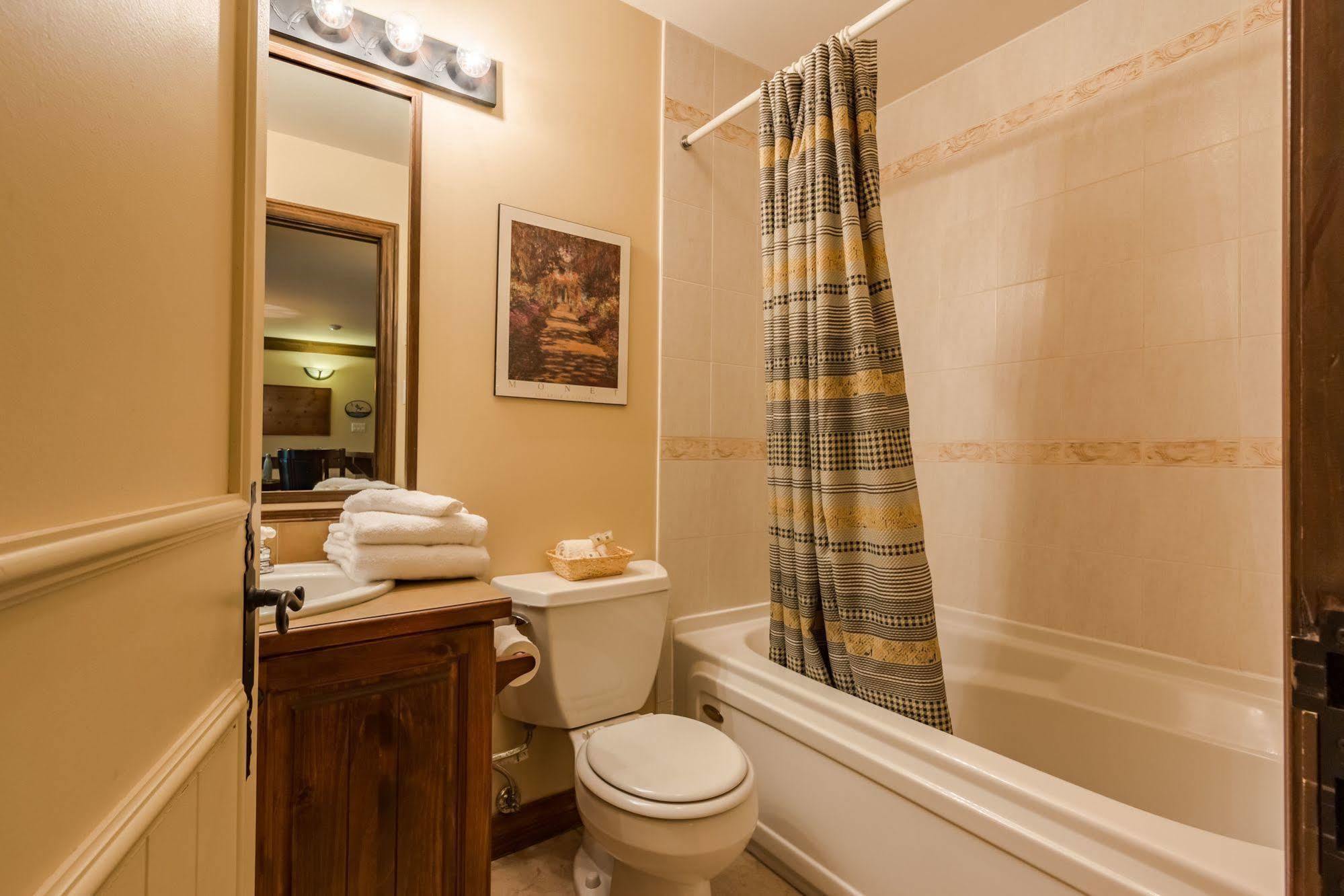 Algonquin - Rvmt Hotel 4*