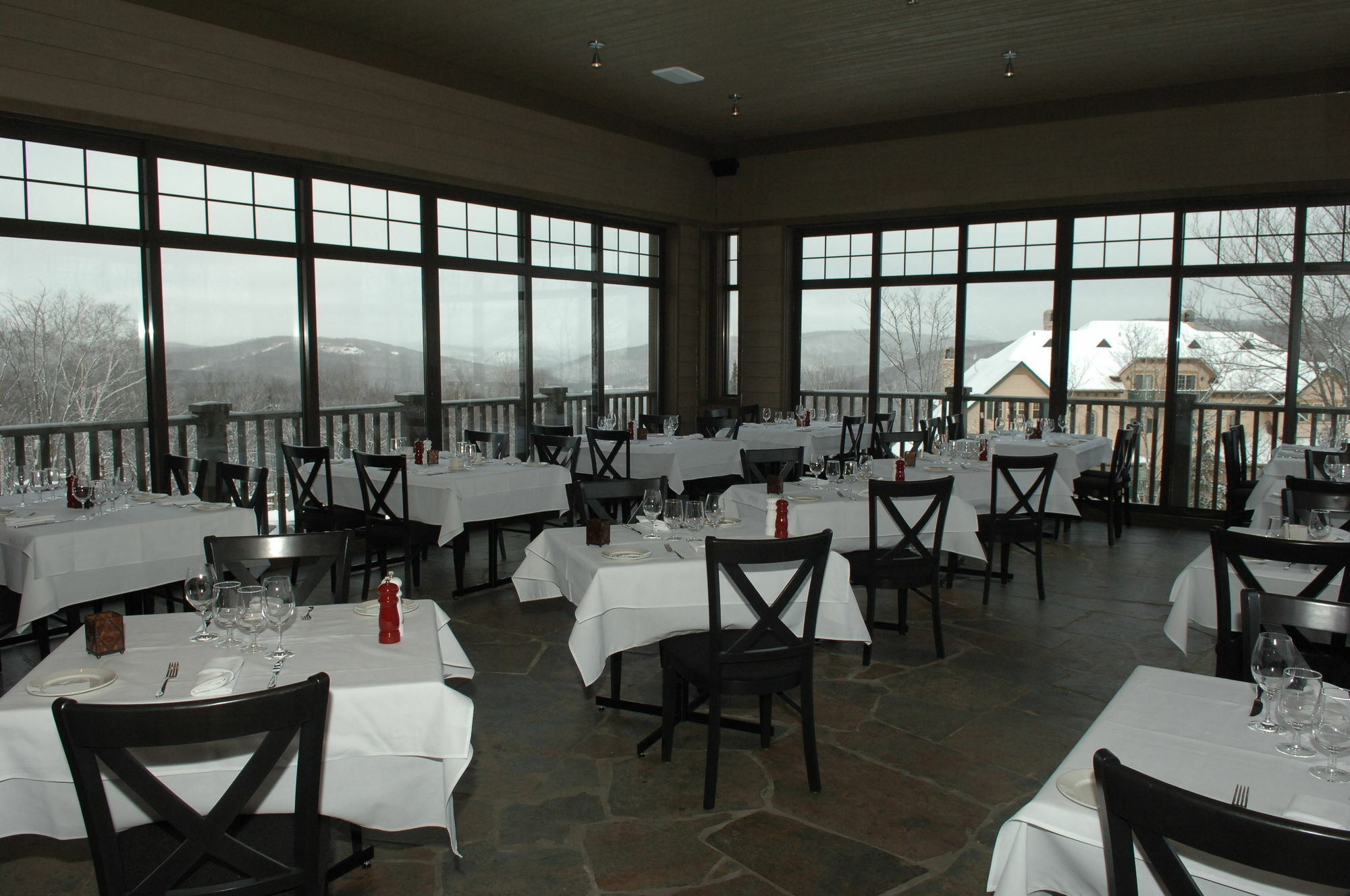 Hotel Cap Tremblant Mountain