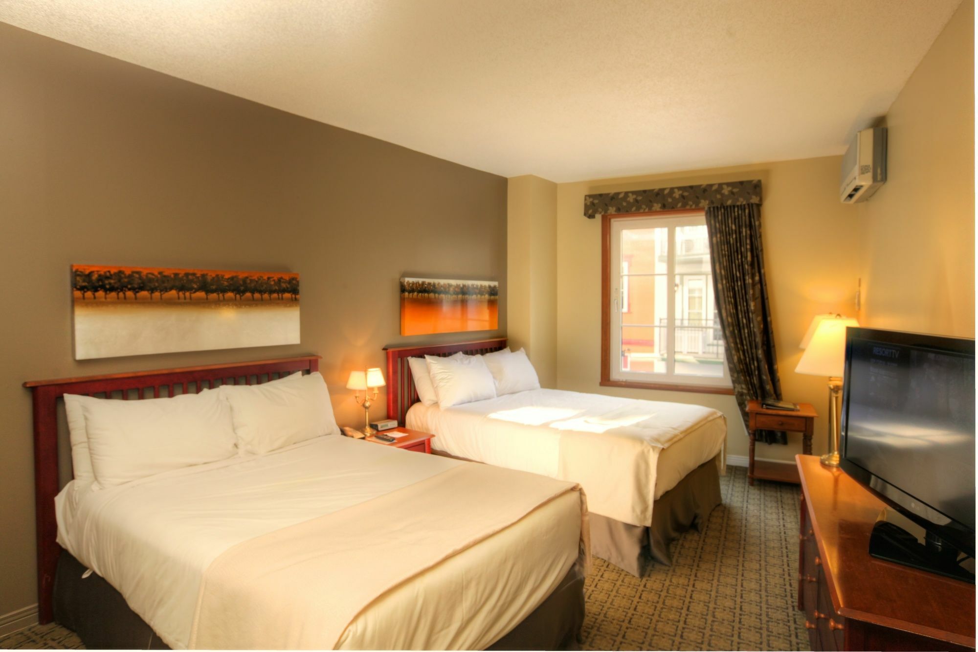 Place Saint Bernard Tremblant 3*