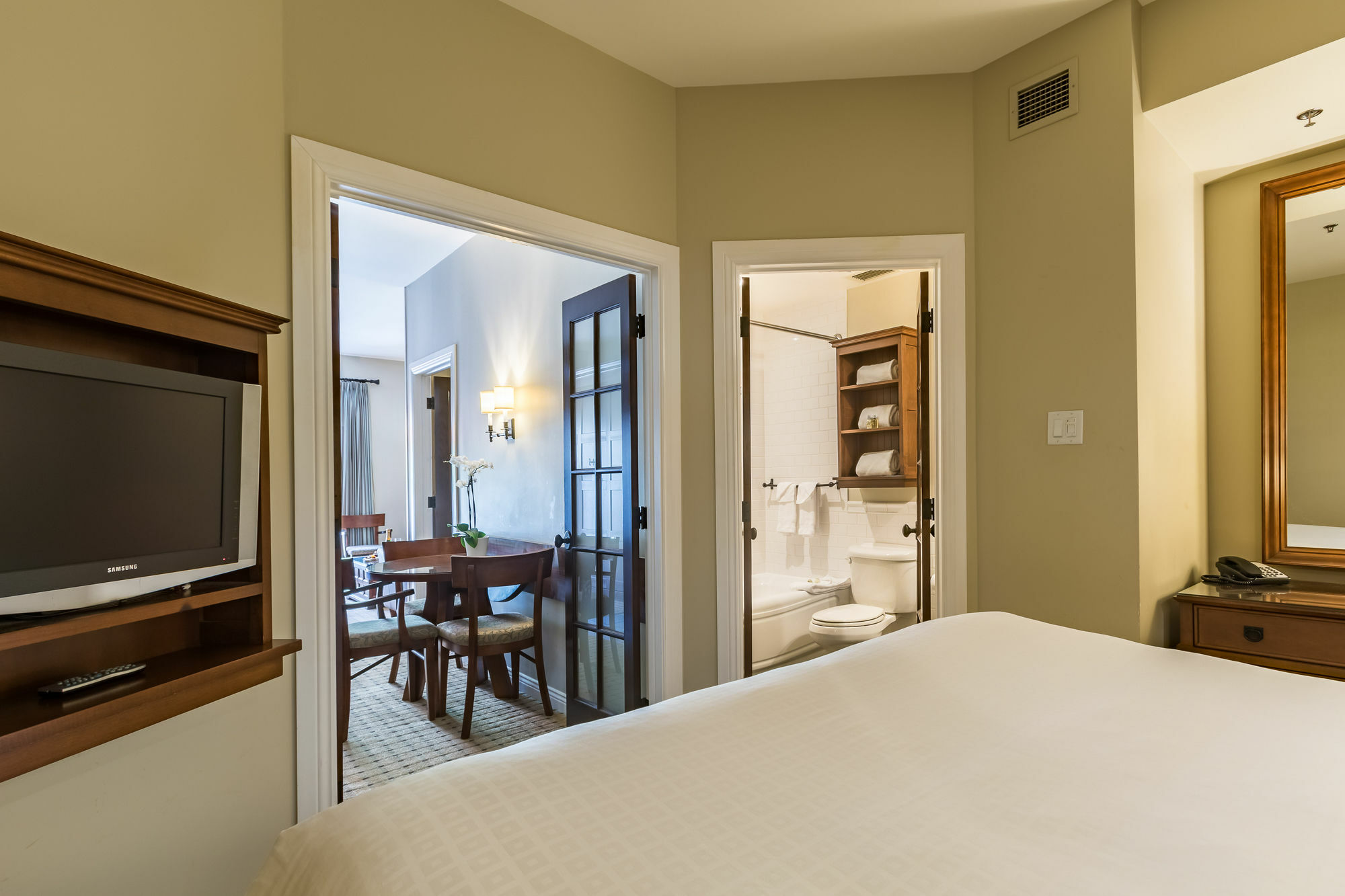 Chateau Beauvallon Hotel 4*