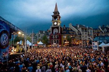 Hotel Les Falaises Ski-in Ski-out Mont-Tremblant