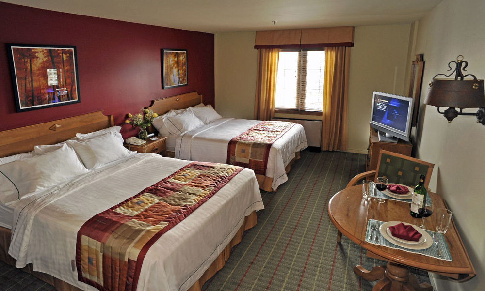 By Marriott Tremblant Manoir Labelle Hotel Mont-Tremblant