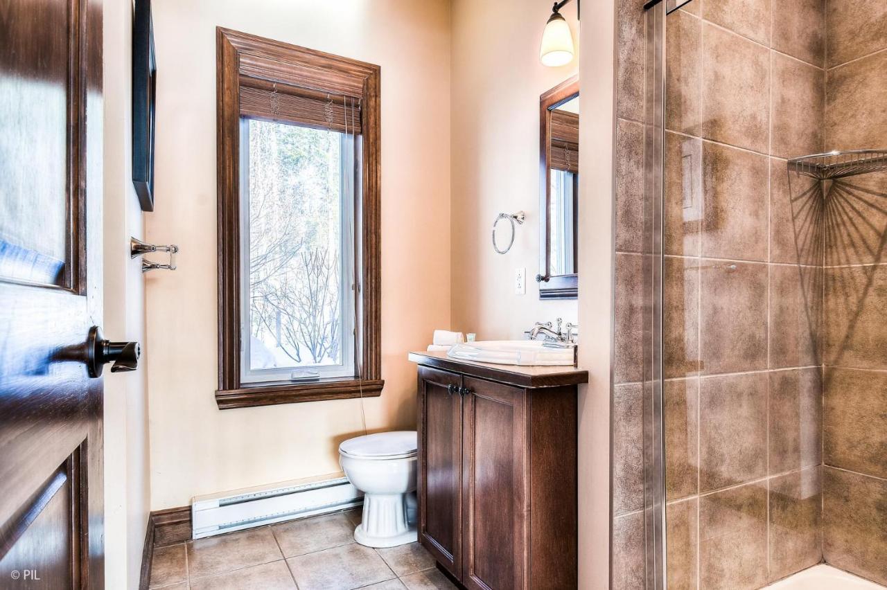 House On The Golf La Bte -10min To Tremblant 150 *