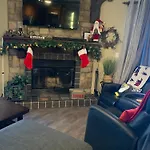 Luxurious Mont Tremblant 2Bd 2Bth