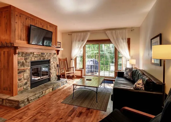 Cozy Condo - Ski-In/Out - Fireplace - In Nature