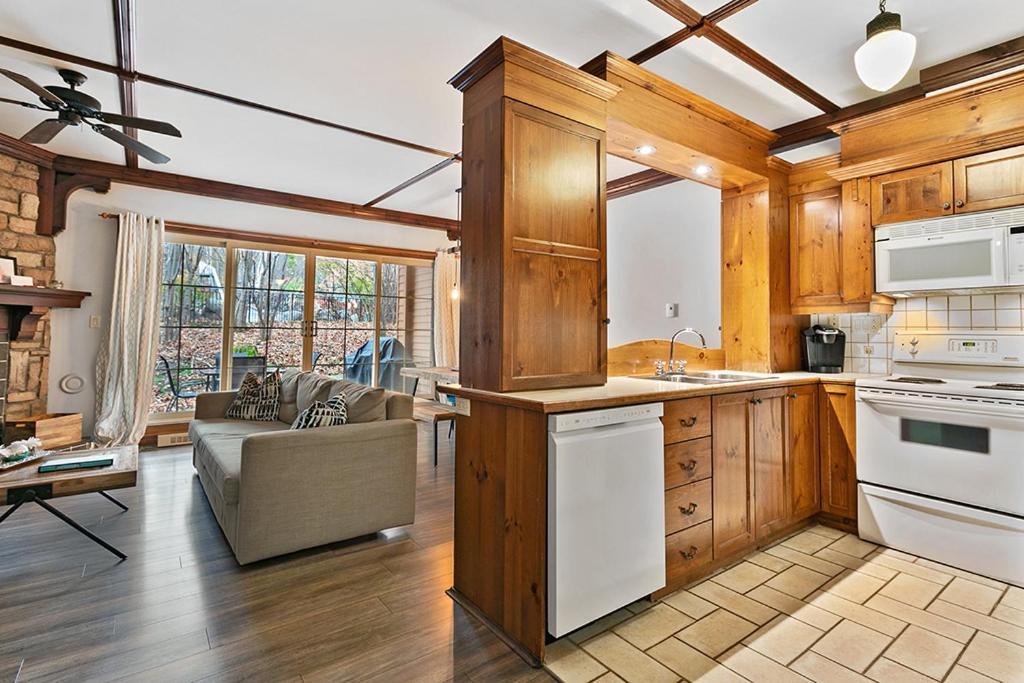 Le Manoir 106-7 By Escapades Tremblant *