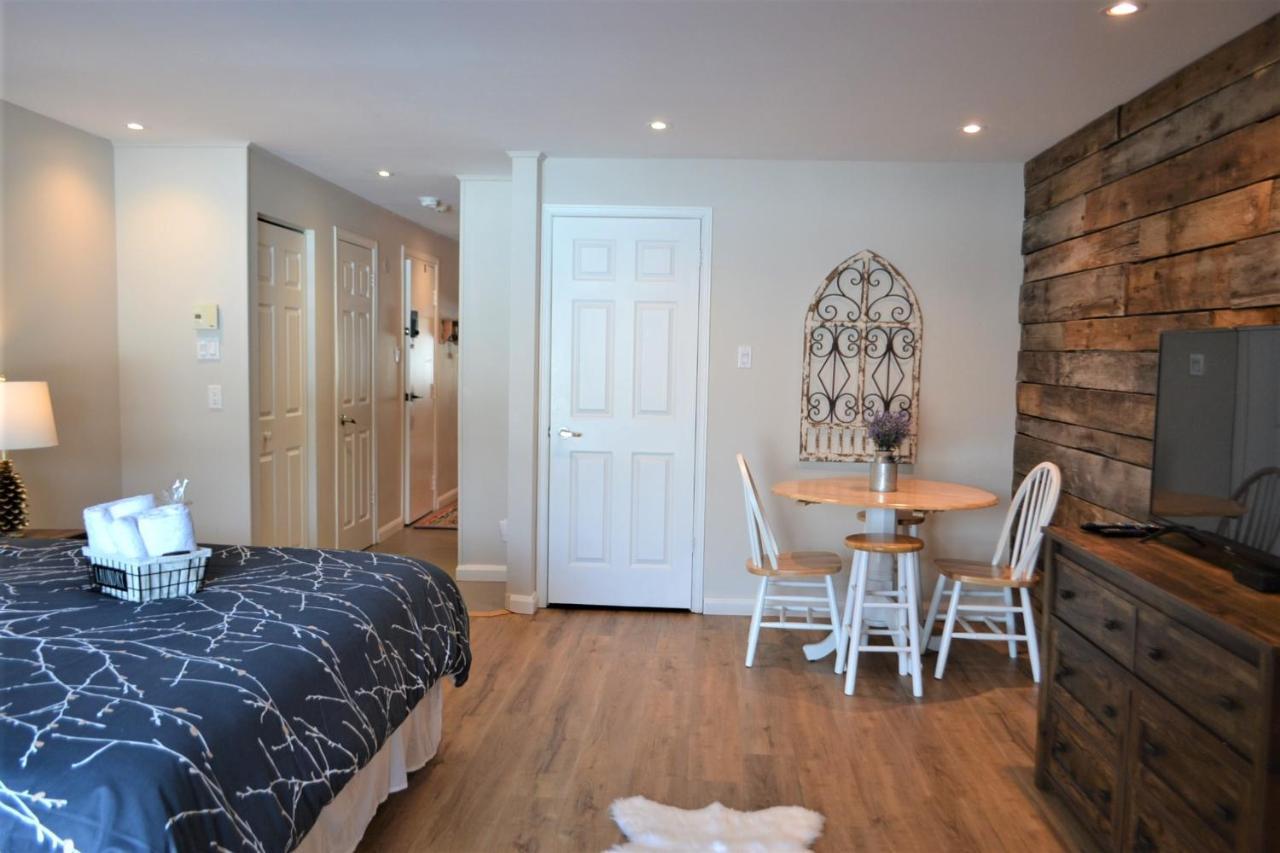 Spectacular Suite - View On Lake Tremblant & Mountain Apartment *