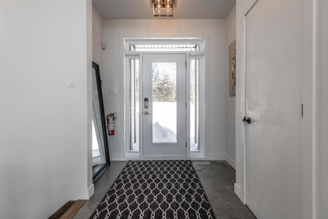 Chalet Luxurious Tremblant 4 Bdrs W Hot Tub B85 Mont-Tremblant
