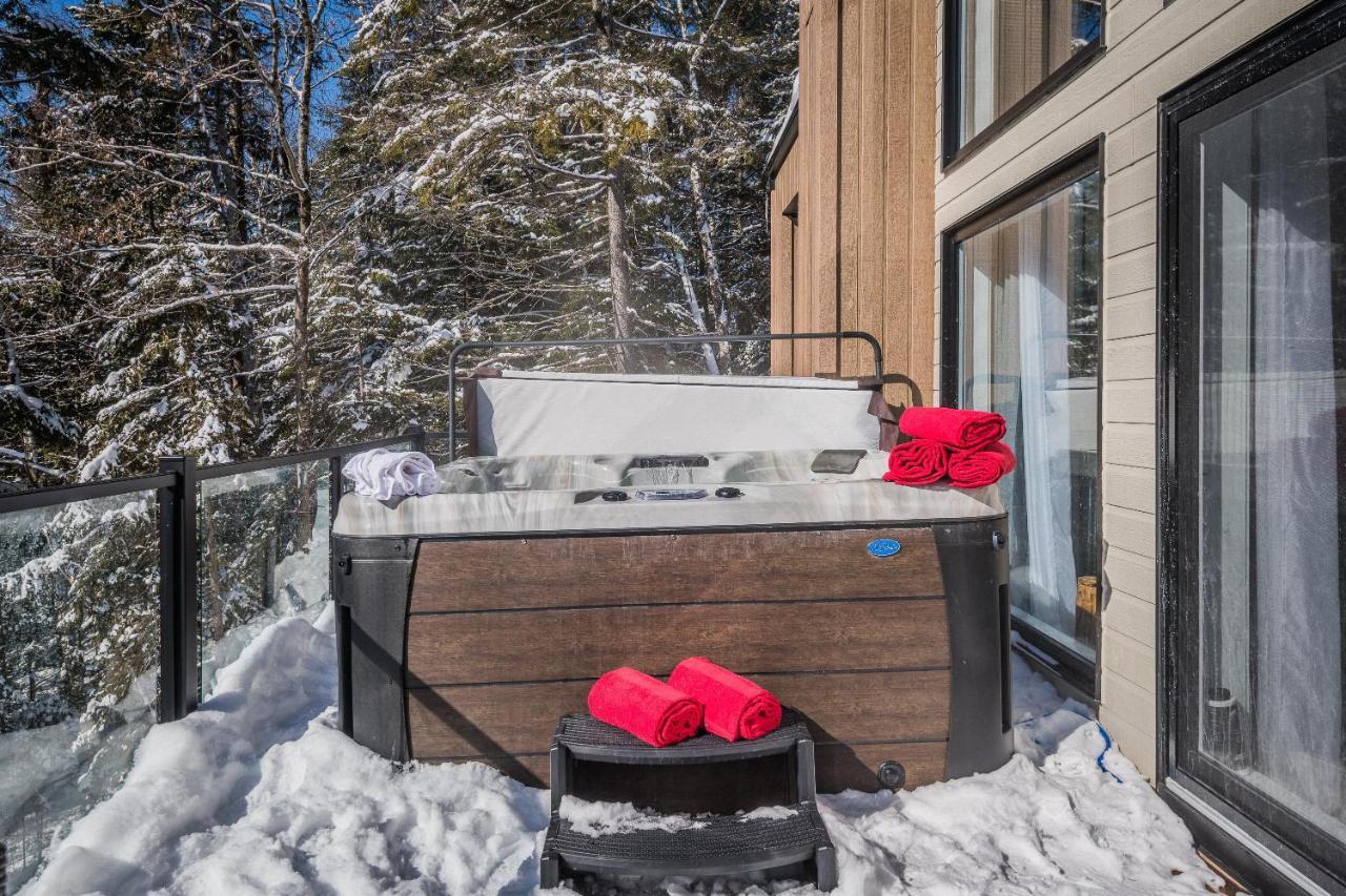 Luxurious Tremblant 4 Bdrs W Hot Tub B85 *