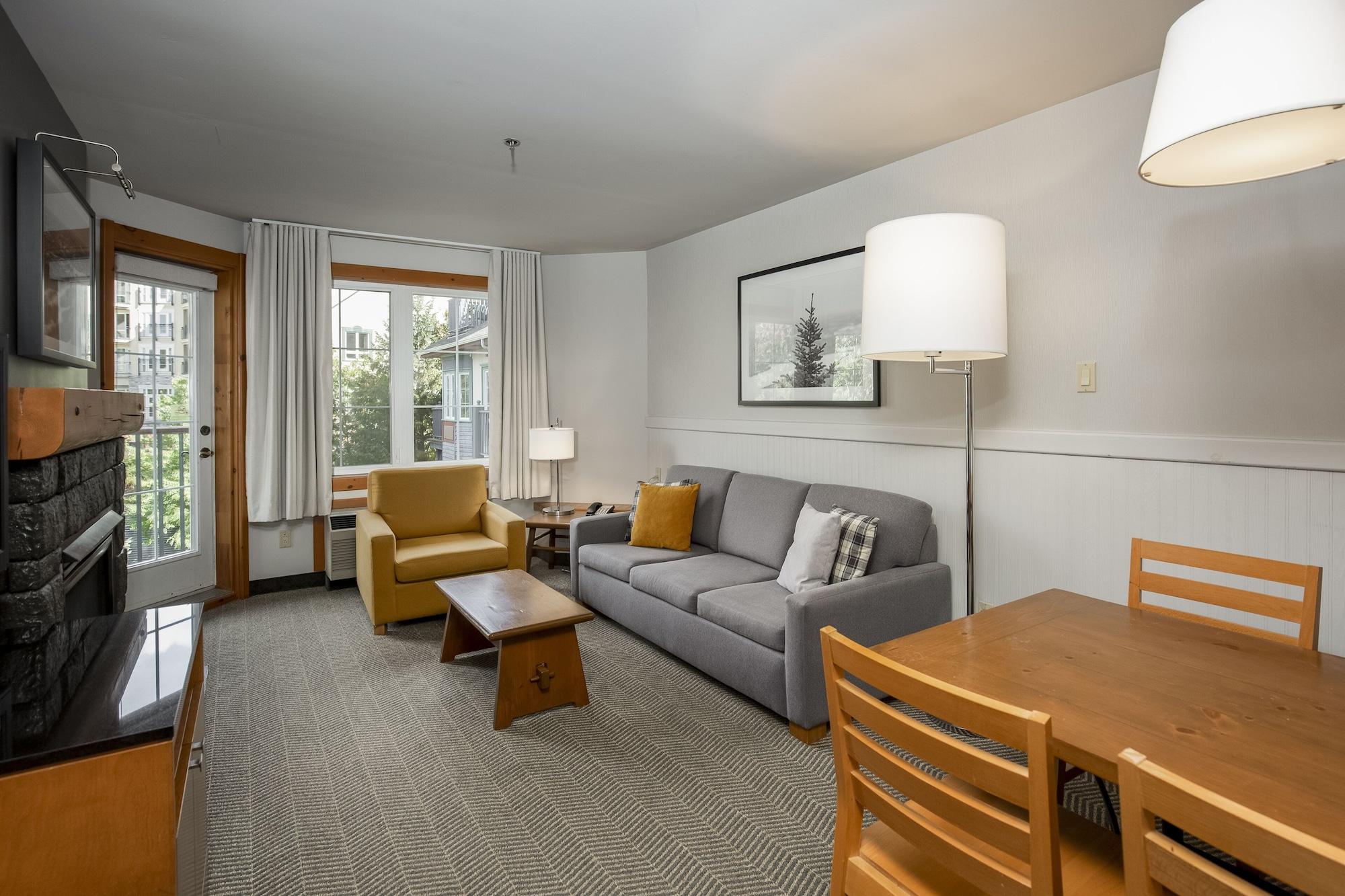 De La Montagne Hotel 3*