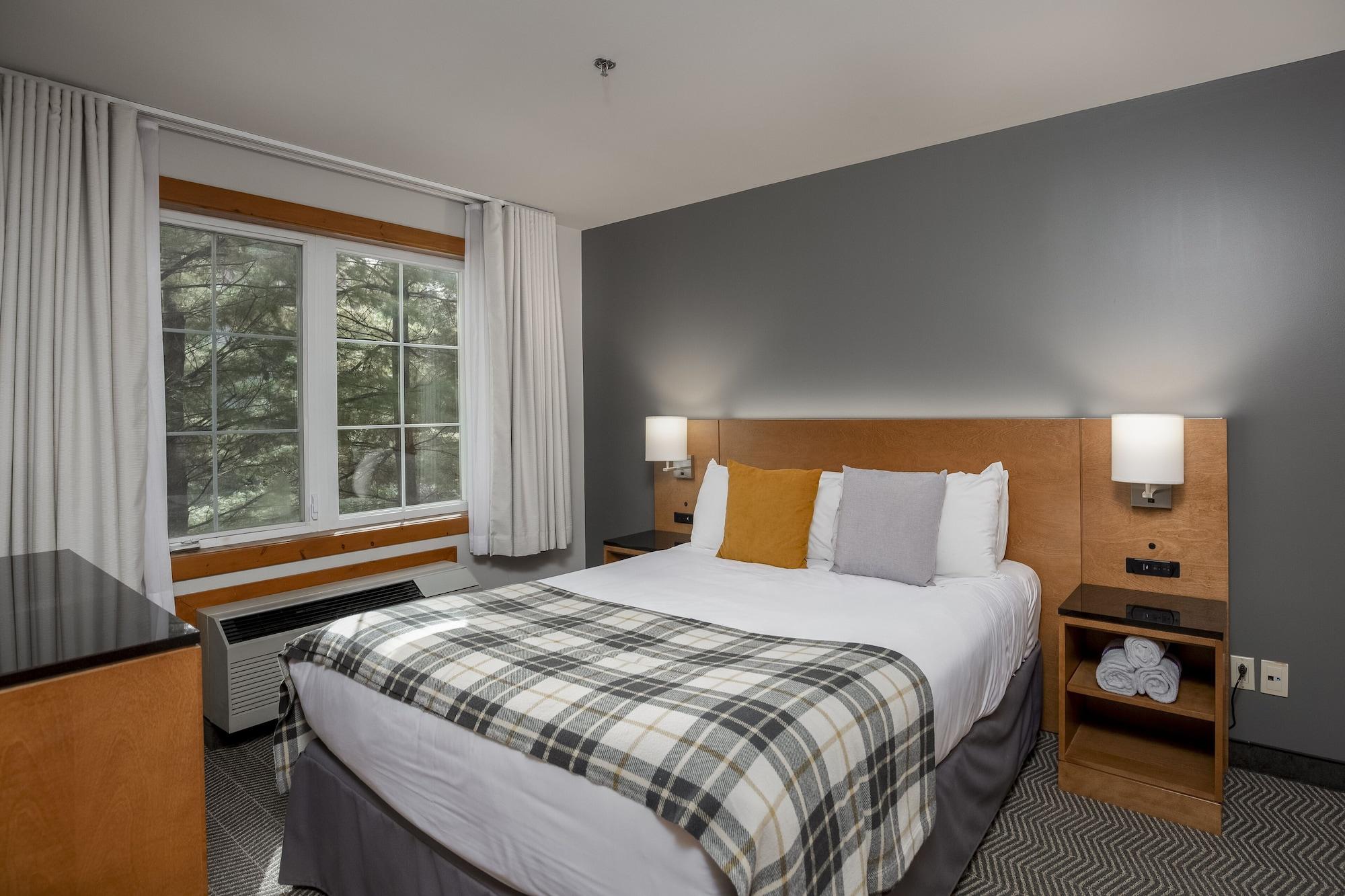 De La Montagne Hotel 3*