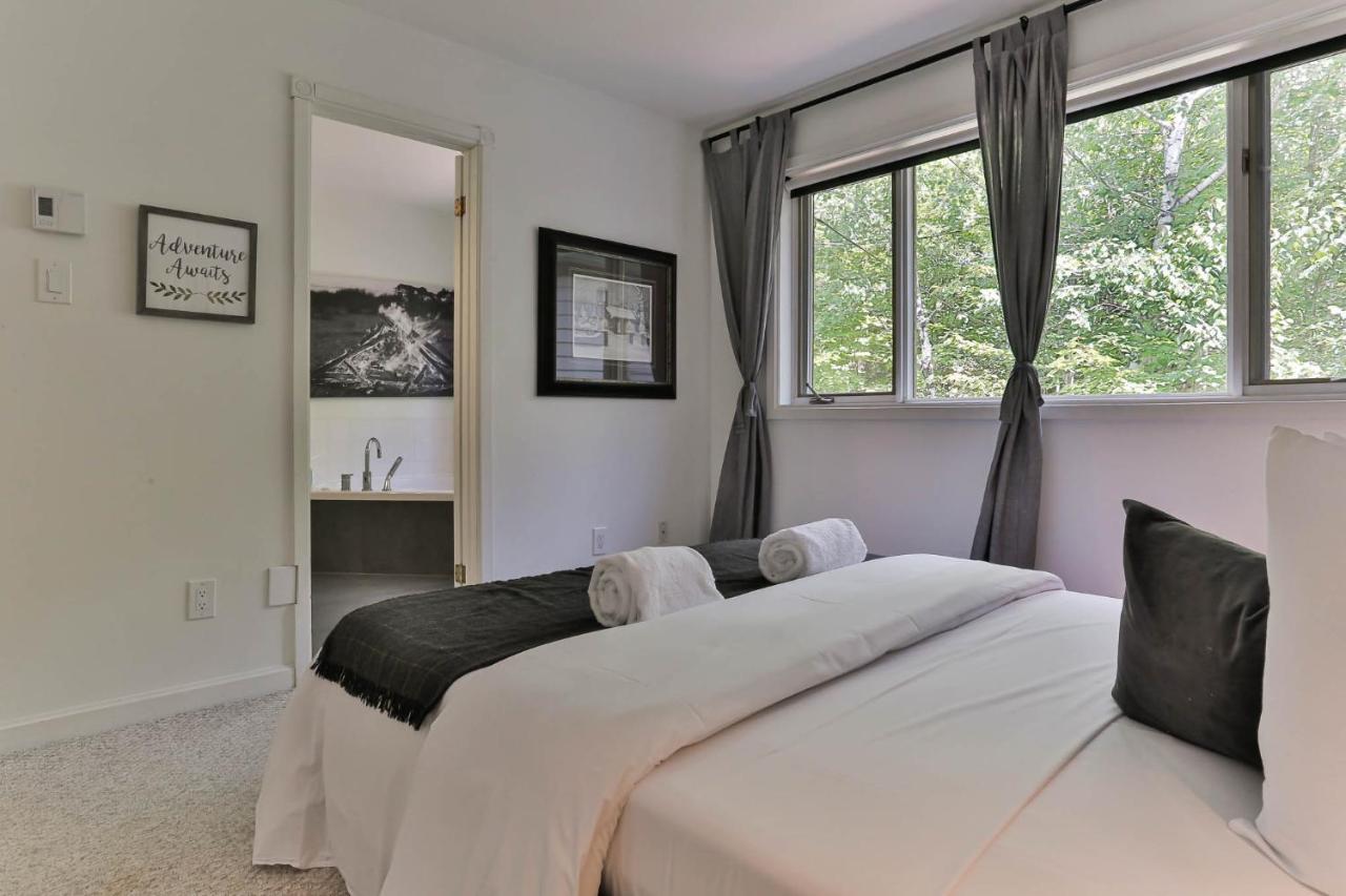 4 Storey Inout Mountain In Tremblant *
