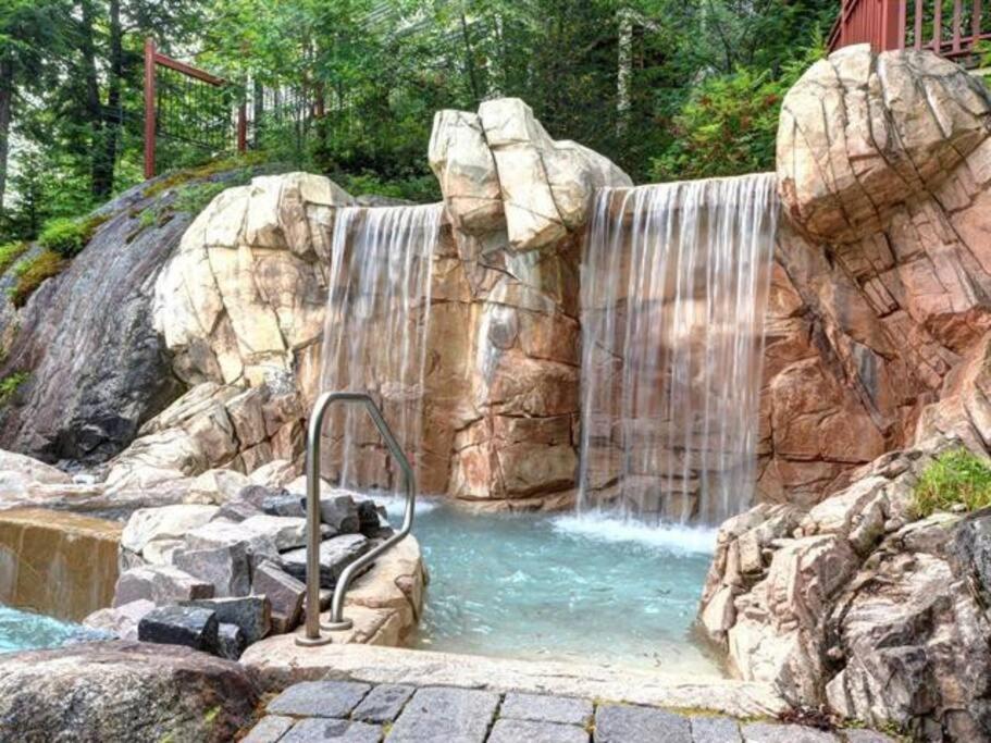 Tremblant Les Eaux 227-1 By Escapades Tremblant