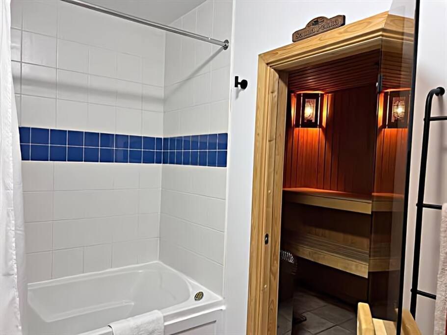 Apartment Tremblant Les Eaux 227-1 By Escapades Tremblant