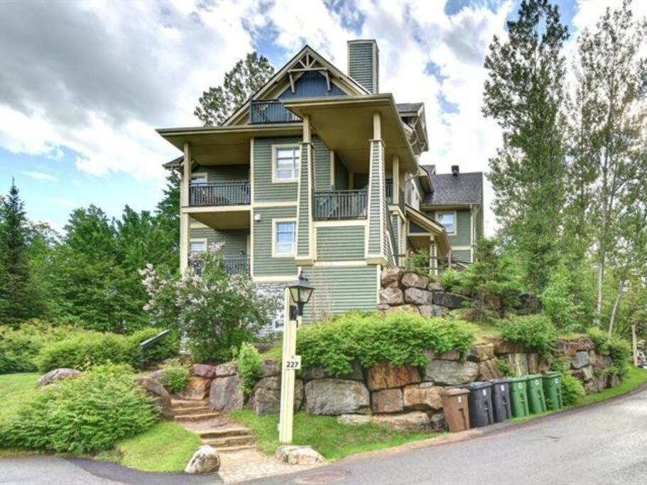 Tremblant Les Eaux 227-1 By Escapades Tremblant Apartment *