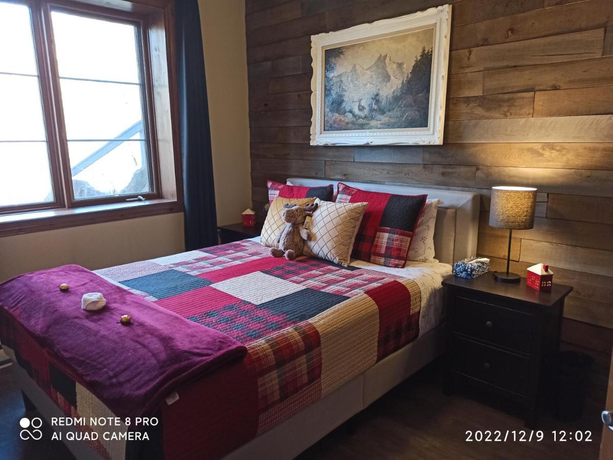 Luxurious Tremblant 2bd 2bth Mont-Tremblant