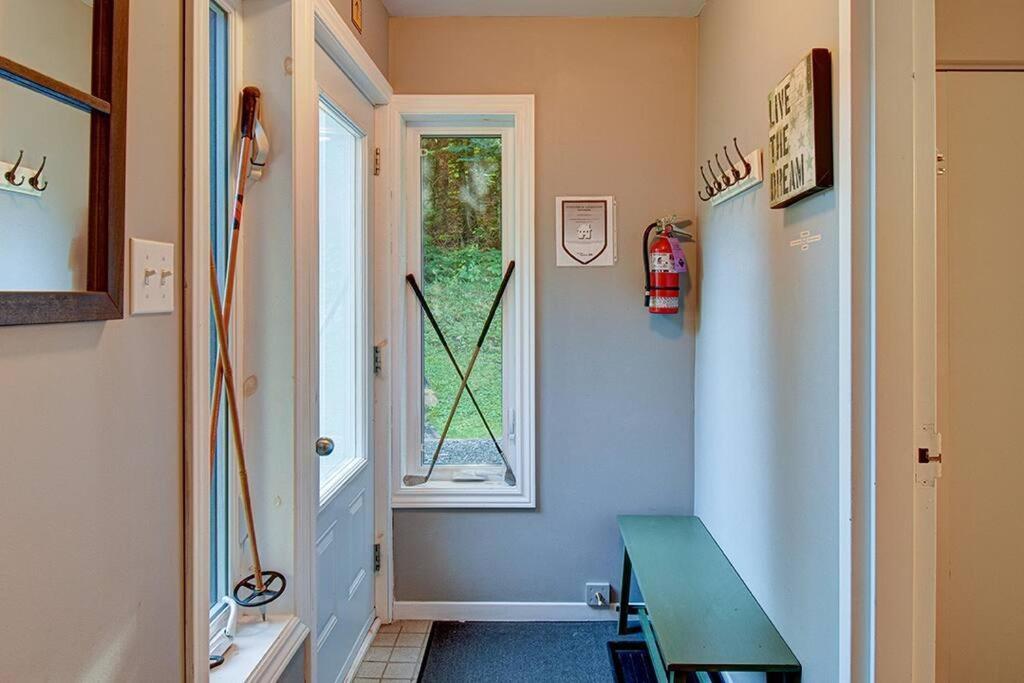Apartment Little Sunshine, Nature Retreat, 10min Of Mountain Mont-Tremblant