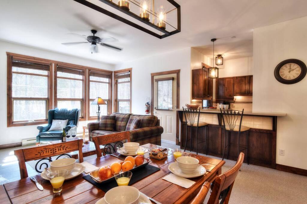 Chalet Tremblant-les-eaux C2 *