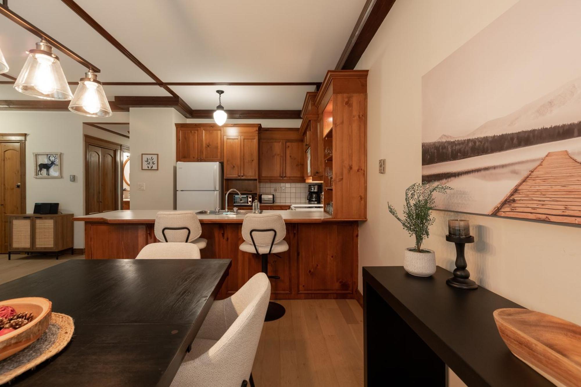 Apartment Walking Distance Tremblant - Kids Park - Golf *