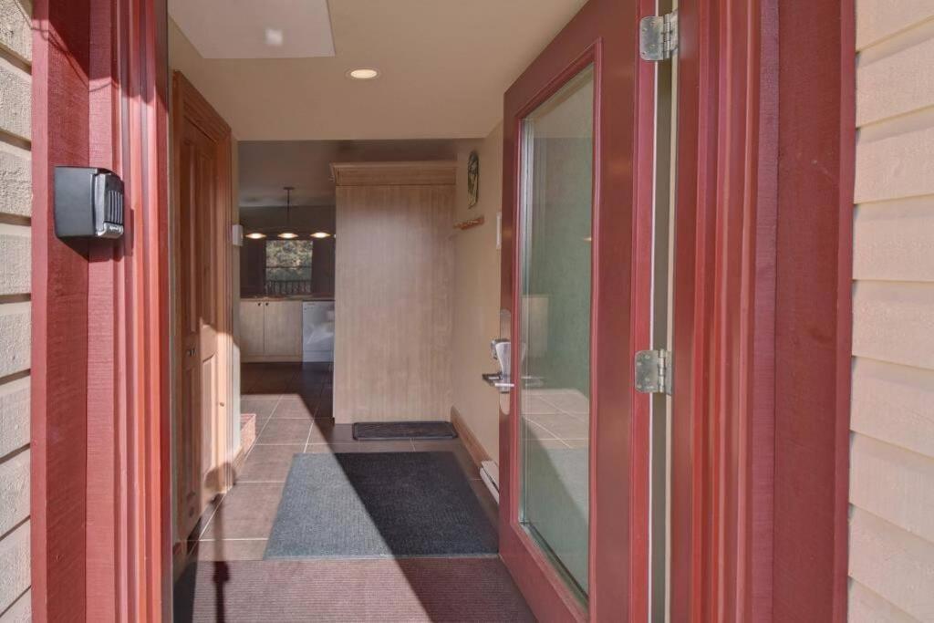 Tremblant Walking Distance From Activities Chalet