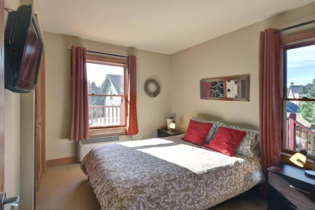 Chalet Tremblant Walking Distance From Activities