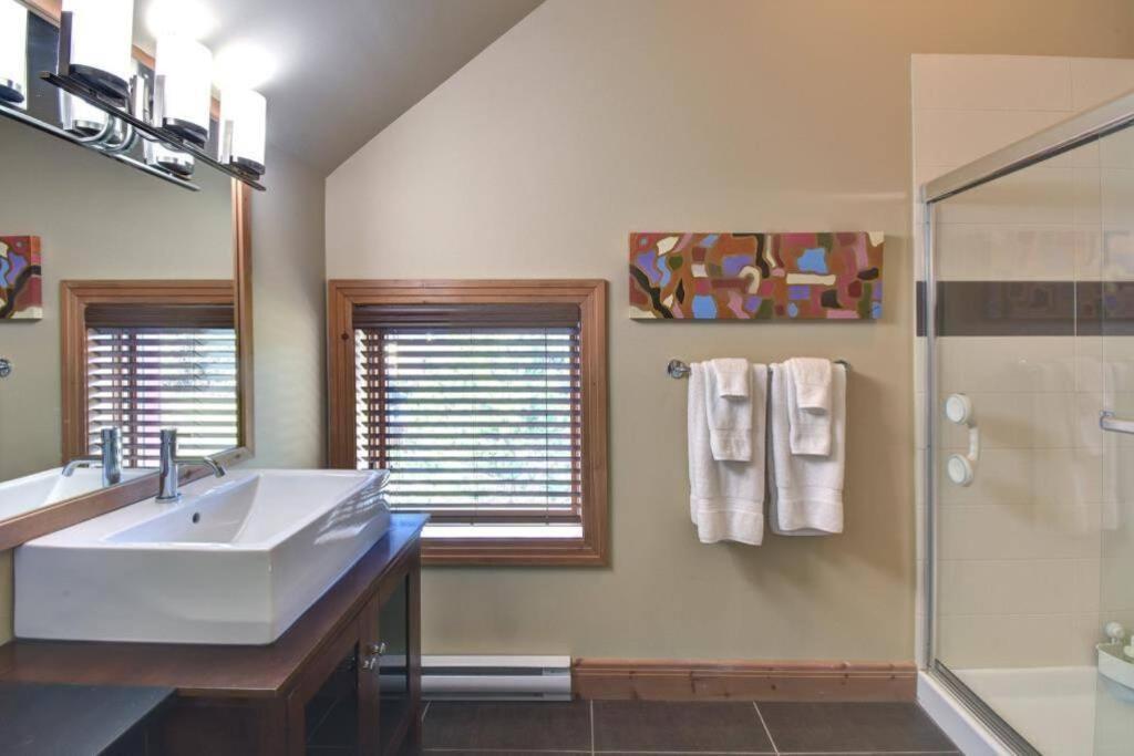Tremblant Walking Distance From Activities *