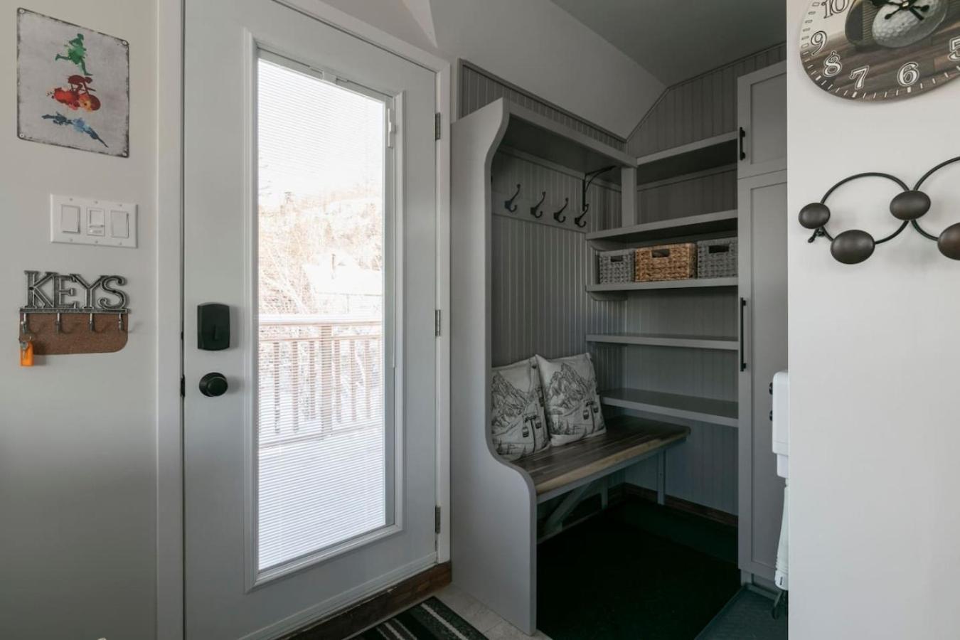 Apartment - Gondola 4 Min Walk -terrace Mont-Tremblant