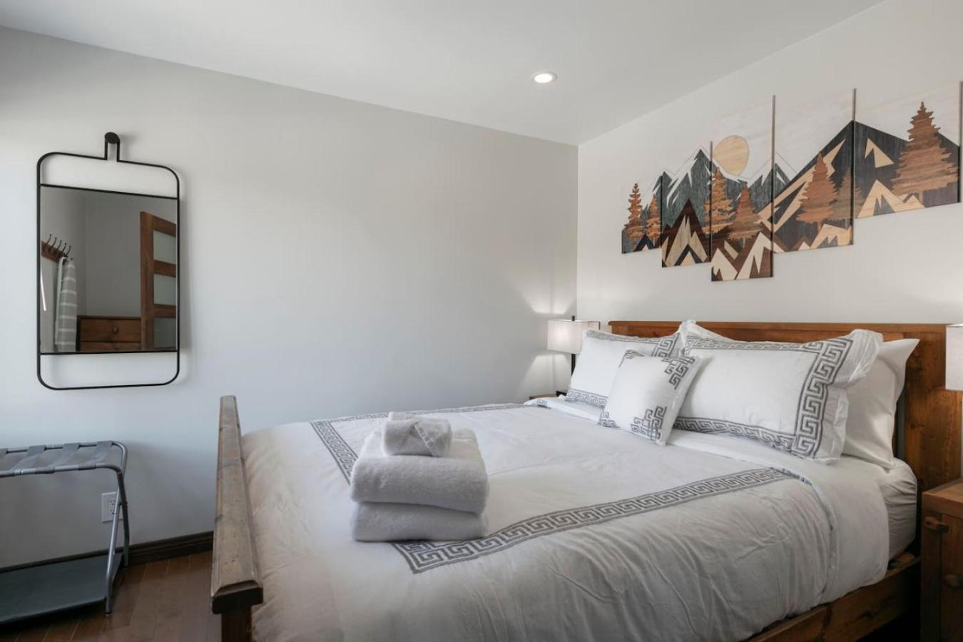 - Gondola 4 Min Walk -terrace * Mont-Tremblant