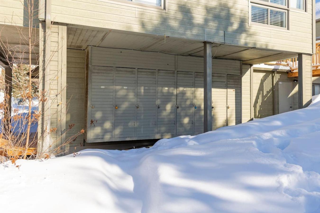 Apartment - Gondola 4 Min Walk -terrace