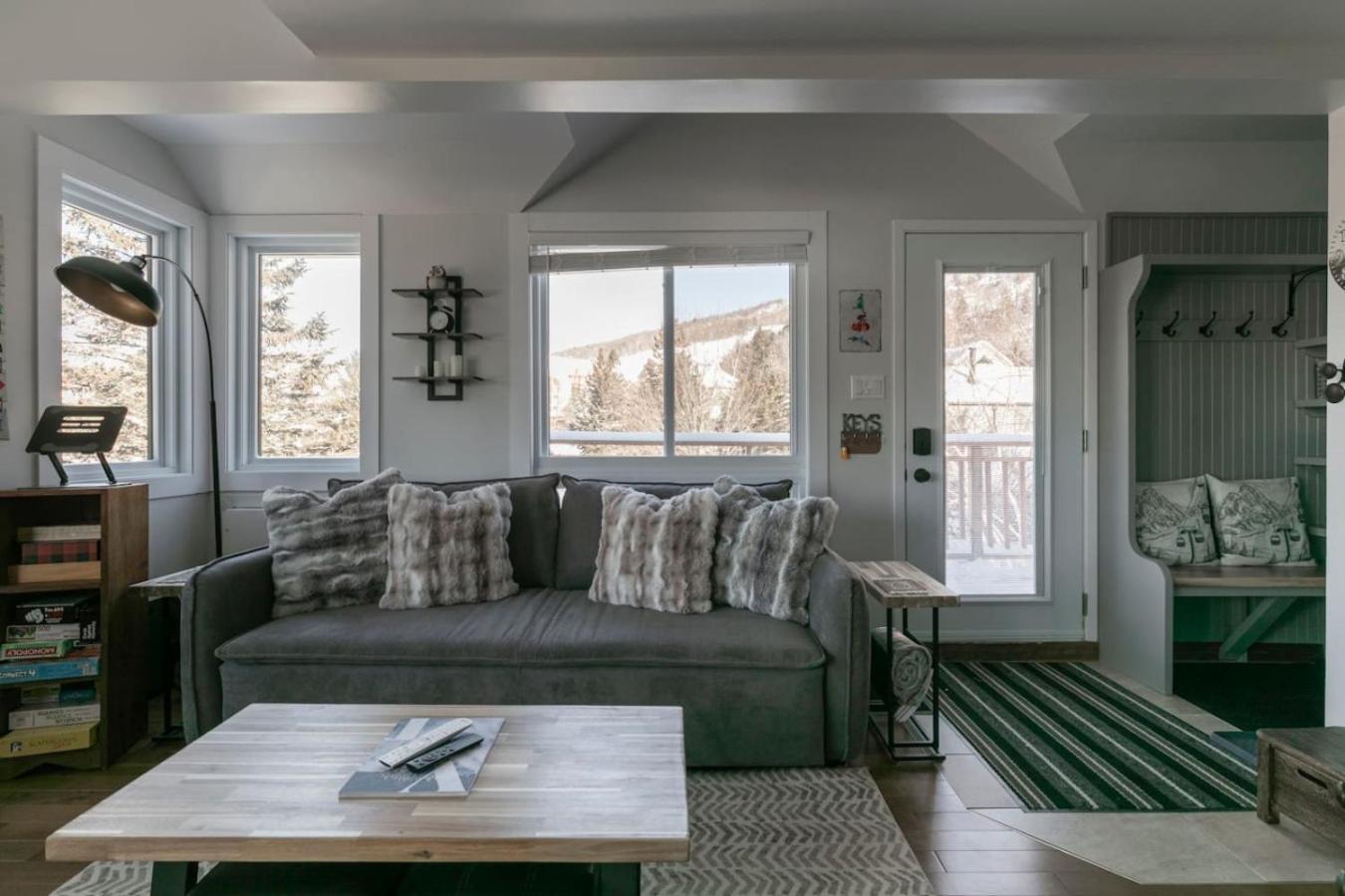 Apartment - Gondola 4 Min Walk -terrace