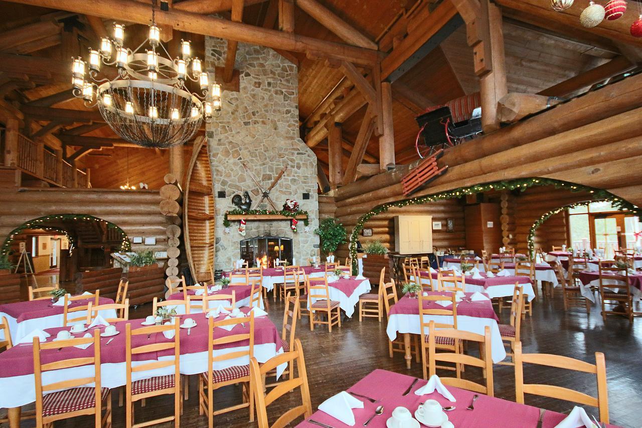 Le Grand Tremblant Hotel
