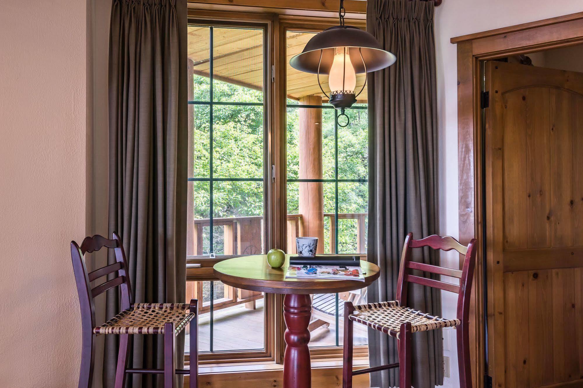 Equinox - Rvmt Hotel Mont-Tremblant
