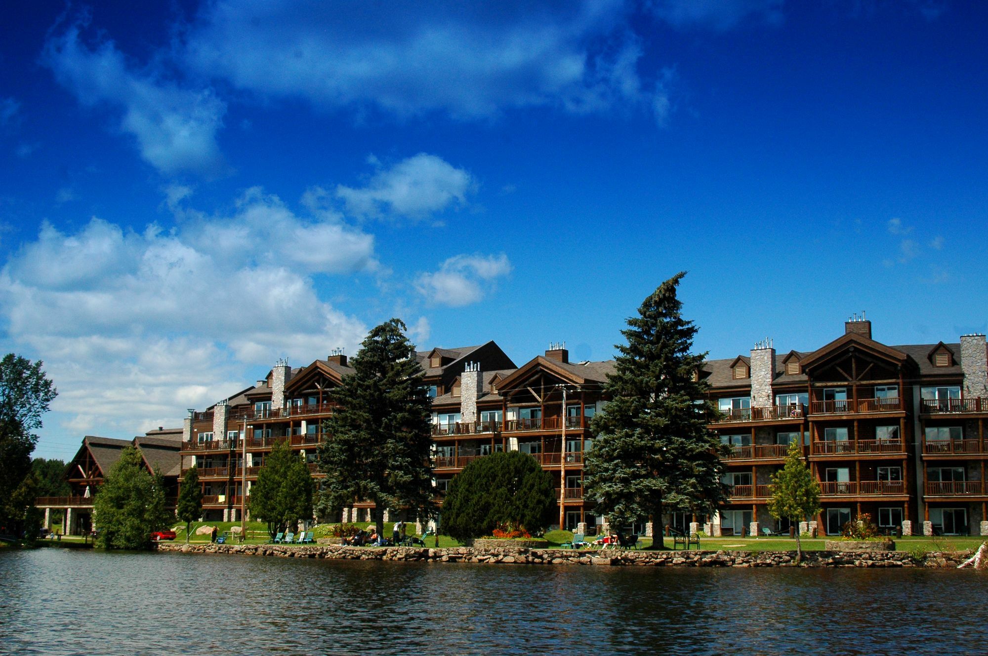 Hotel Le Grand Tremblant 3*
